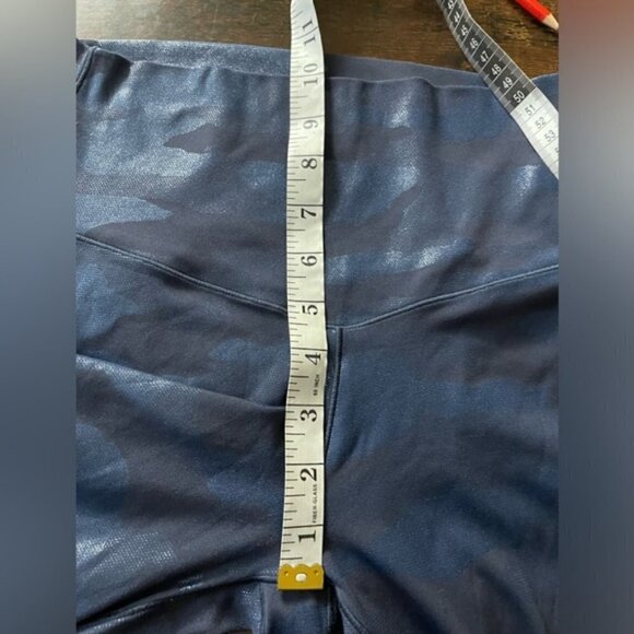 Aerie by offline blue metallic camo high rise 7/8 leggings small - Picture 7 of 9